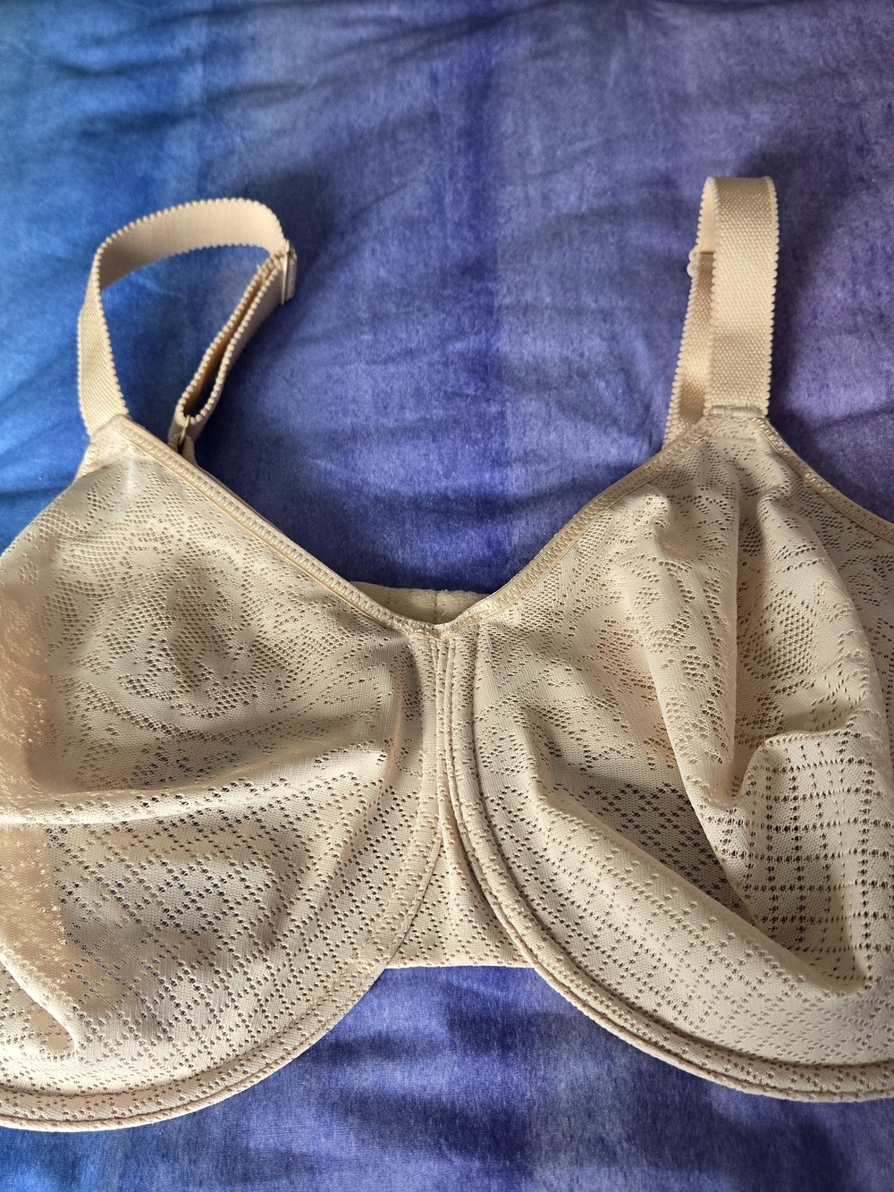 Wacoal Nude Beige Lace Underwire Bra Style 857210